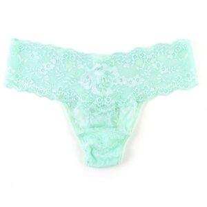 NEW Hanky Panky Lace Thong Panties Small